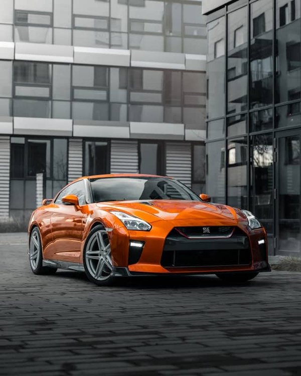 What's the Best Way to Upgrade the Fuel System in a Nissan GTR for High Horsepower Applications?